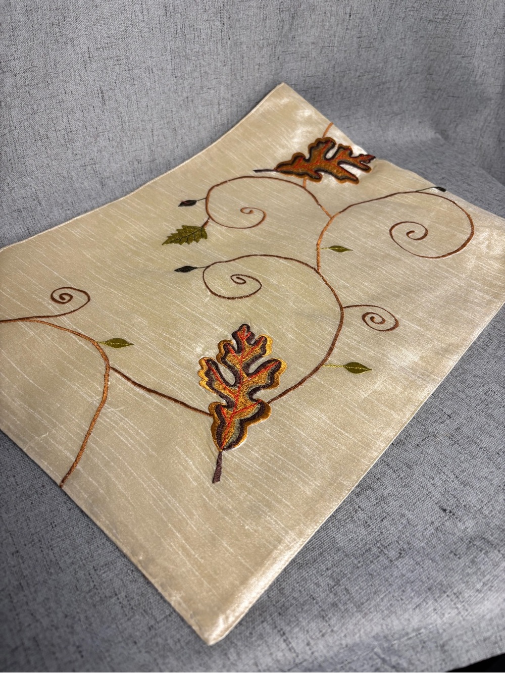 Embroidered Cream Table Runner with Autumn Leaf Motif
